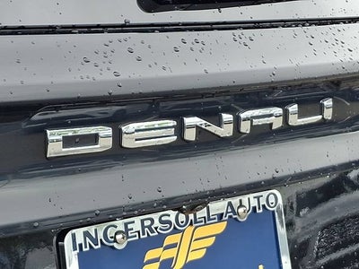 2025 GMC Acadia Denali