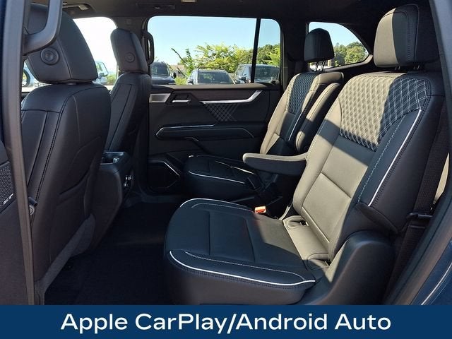 2025 GMC Acadia Denali