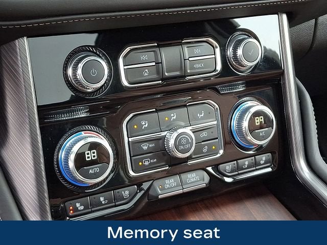 2024 GMC Yukon XL Denali Ultimate