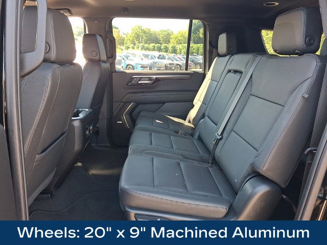 2025 Chevrolet Suburban LT