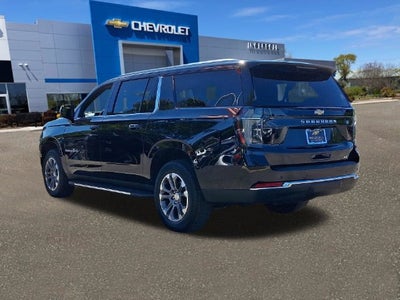 2025 Chevrolet Suburban LT