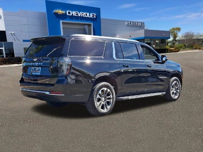 2025 Chevrolet Suburban LT
