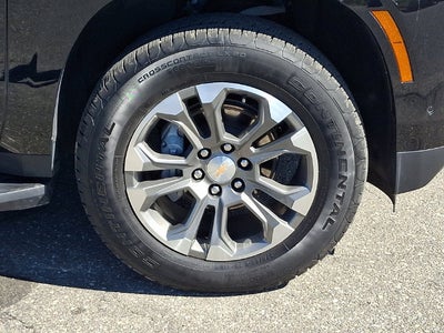 2025 Chevrolet Suburban LT