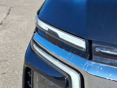 2025 Chevrolet Suburban LT