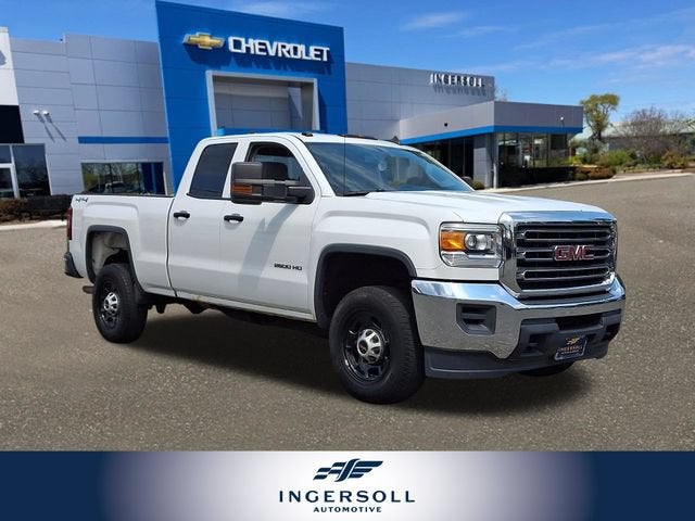 2015 GMC Sierra 2500 HD Pickup 4D 6 1/2 ft