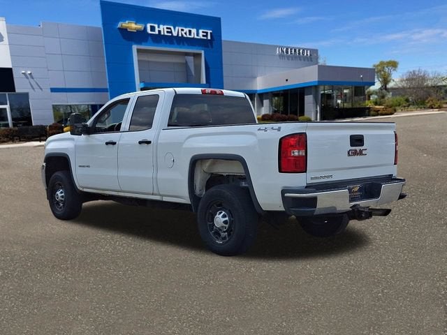 2015 GMC Sierra 2500 HD Pickup 4D 6 1/2 ft