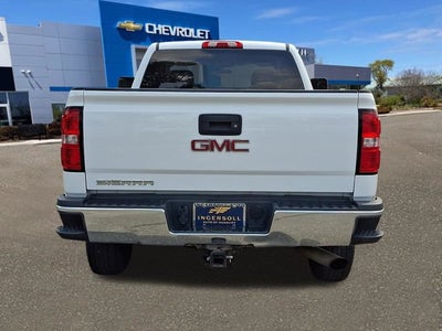 2015 GMC Sierra 2500 HD Pickup 4D 6 1/2 ft