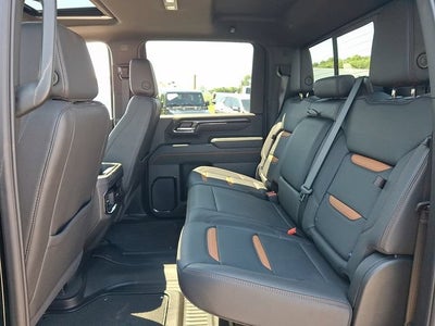 2025 GMC Sierra 3500 HD AT4