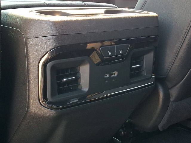 2025 GMC Sierra 3500 HD AT4