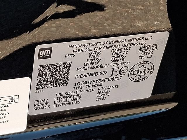 2025 GMC Sierra 3500 HD AT4