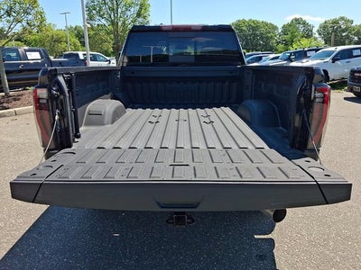 2025 GMC Sierra 3500 HD AT4