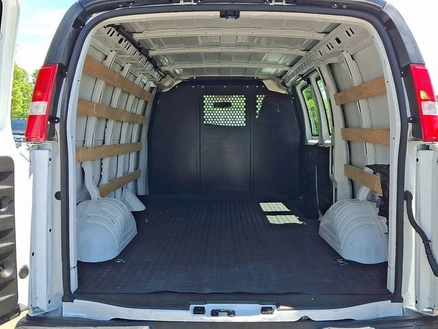 2024 GMC Savana Cargo 2500 Work Van
