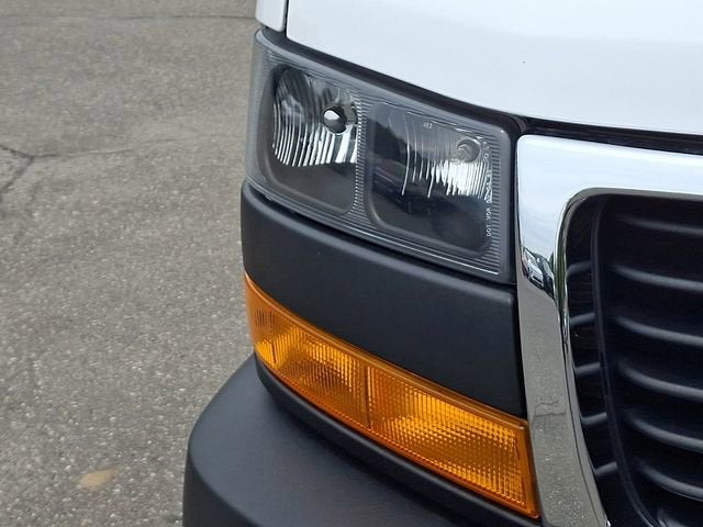 2024 GMC Savana Cargo 2500 Work Van