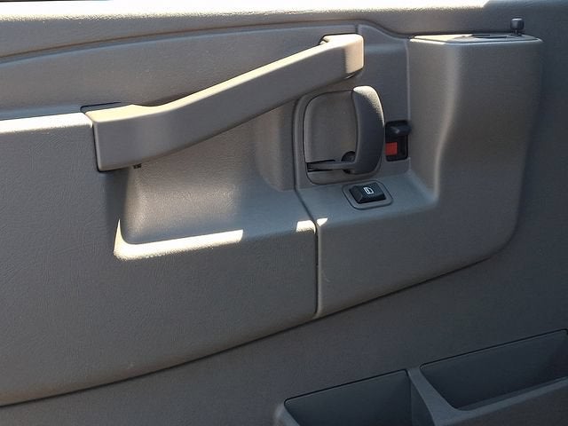 2025 GMC Savana Cargo Work Van