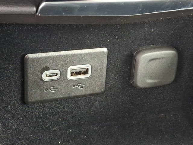 2025 Cadillac XT4 Sport