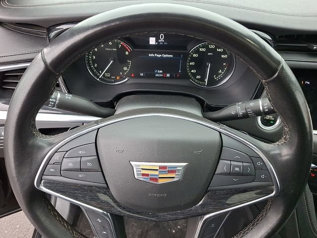 2022 Cadillac XT5 Premium Luxury