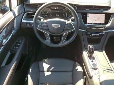 2025 Cadillac XT5 Sport