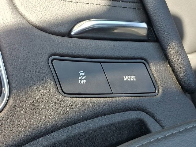 2025 Cadillac XT6 Luxury