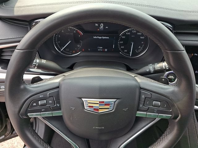 2024 Cadillac XT6 Luxury