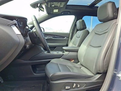 2025 Cadillac XT6 Premium Luxury