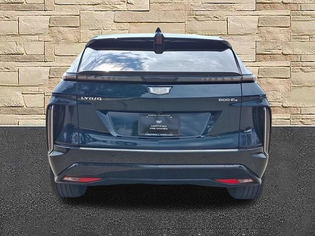 2024 Cadillac LYRIQ Luxury 1