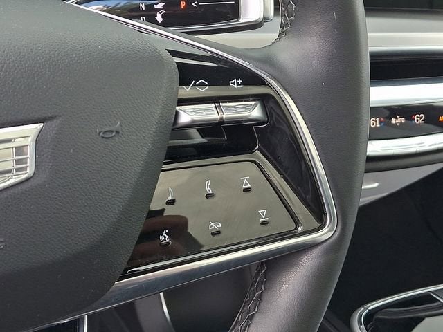 2024 Cadillac LYRIQ Luxury 1