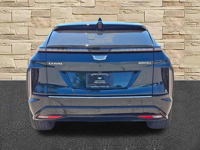 2024 Cadillac LYRIQ Luxury 1