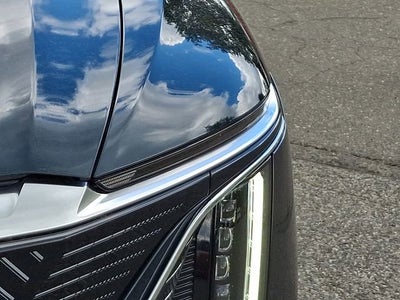 2024 Cadillac LYRIQ Luxury 1