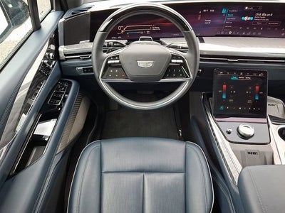 2025 Cadillac ESCALADE IQ Luxury 2