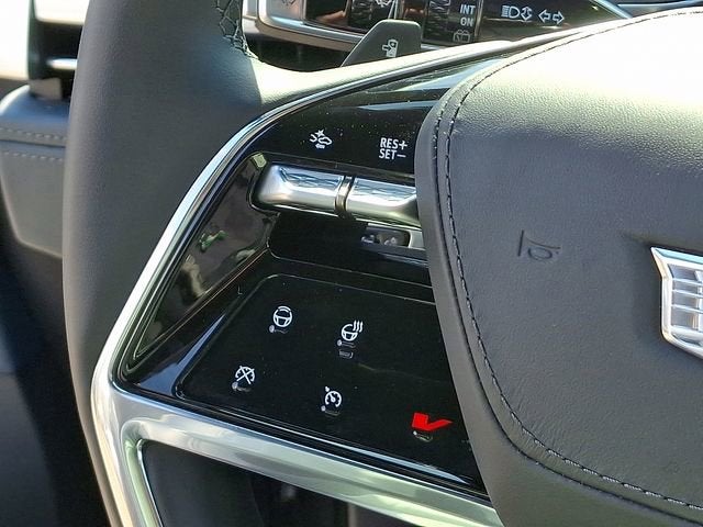 2025 Cadillac ESCALADE IQ Luxury 2