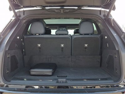 2025 Cadillac ESCALADE IQ Luxury 2