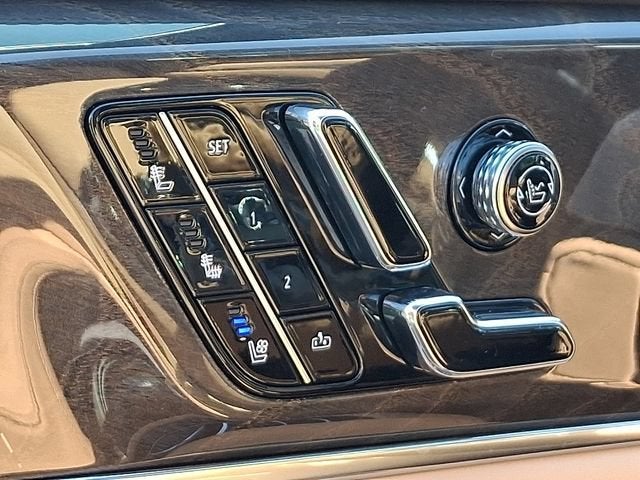 2025 Cadillac ESCALADE IQ Luxury 2