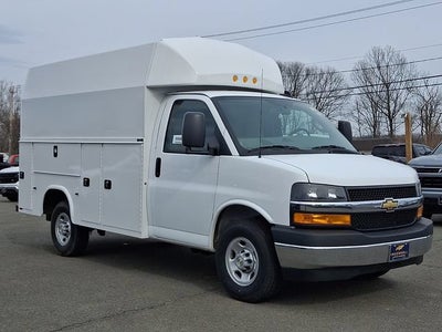 2026 Chevrolet Express Cutaway 3500 1WT