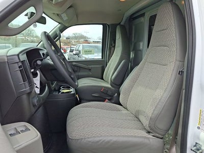 2026 Chevrolet Express Cutaway 3500 1WT