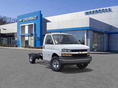 2026 Chevrolet Express Cutaway 3500 1WT