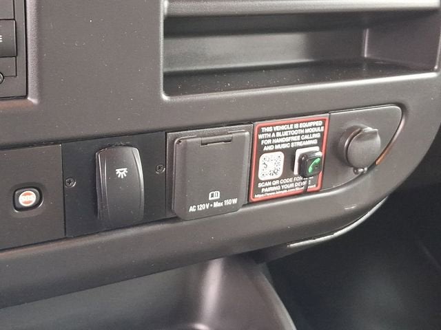 2026 Chevrolet Express Cutaway 3500 1WT
