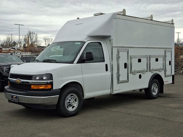 2026 Chevrolet Express Cutaway 3500 1WT