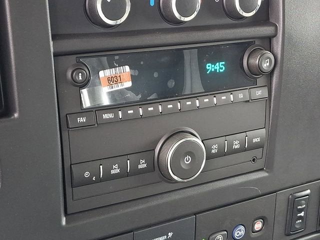 2026 Chevrolet Express Cutaway 3500 1WT