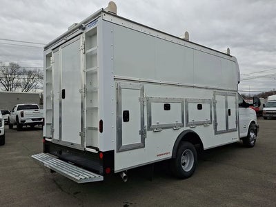 2026 Chevrolet Express Cutaway 4500 2WT