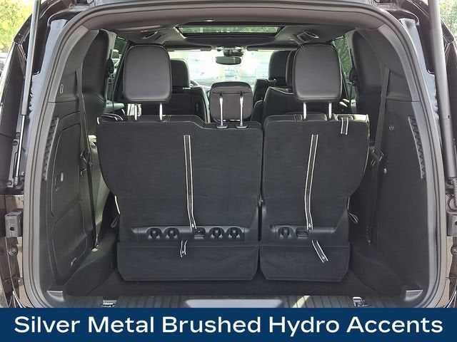 2025 Chrysler Pacifica Hybrid Premiuim S Appearance Package