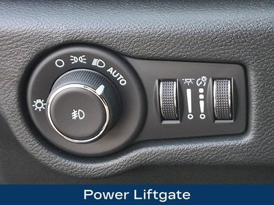 2025 Chrysler Pacifica Hybrid Premiuim S Appearance Package
