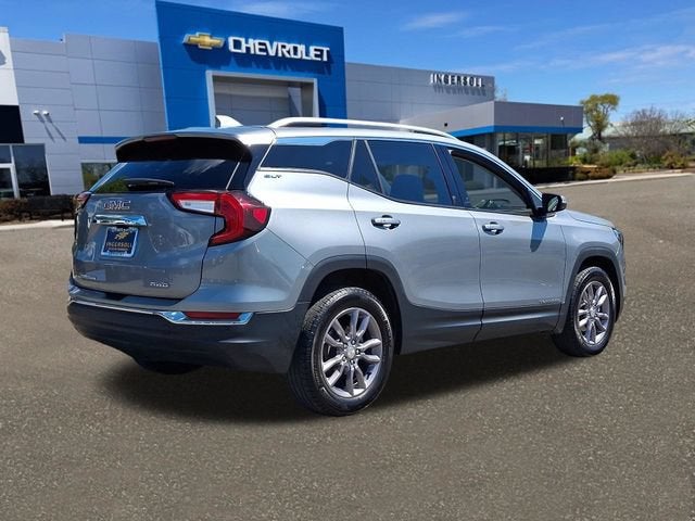 2023 GMC Terrain SLT
