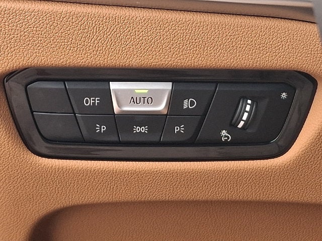 2026 BMW 330i xDrive NA
