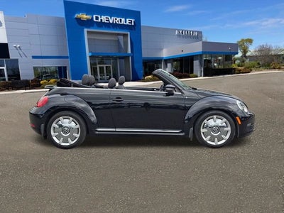 2013 Volkswagen Beetle Convertible 2.5L