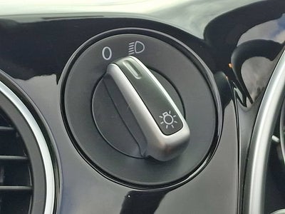 2013 Volkswagen Beetle Convertible 2.5L