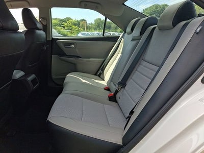 2017 Toyota Camry SE