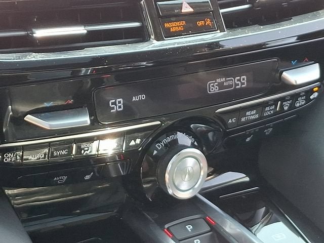 2022 Acura MDX w/Technology Package