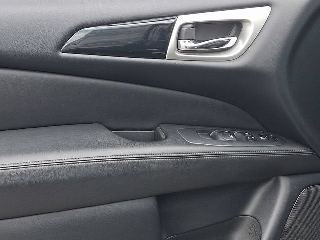 2020 Nissan Pathfinder SV 4WD