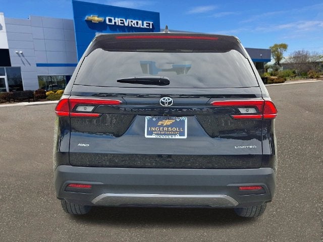 2026 Toyota Grand Highlander LE