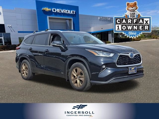 2023 Toyota Highlander Hybrid XLE Bronze